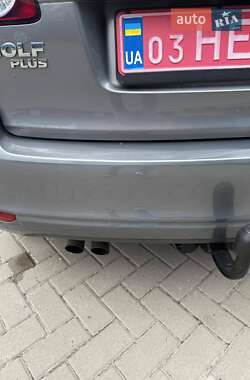 Хэтчбек Volkswagen Golf Plus 2011 в 