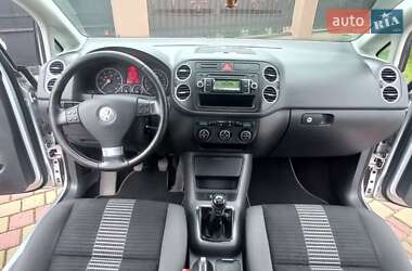 Хэтчбек Volkswagen Golf Plus 2008 в 