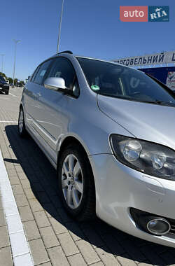 Хетчбек Volkswagen Golf Plus 2009 в 