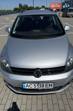 Хетчбек Volkswagen Golf Plus 2009 в 