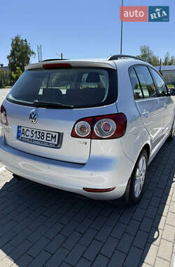 Хетчбек Volkswagen Golf Plus 2009 в 
