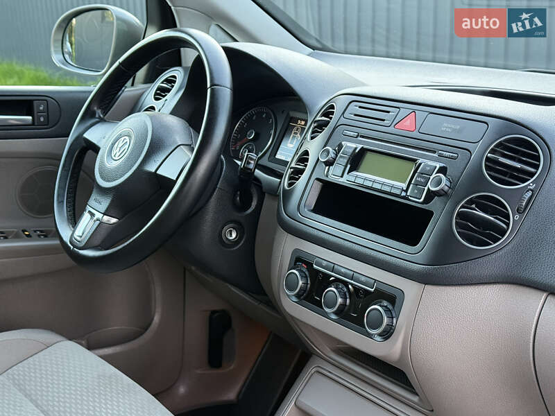 Хэтчбек Volkswagen Golf Plus 2010 в Львове