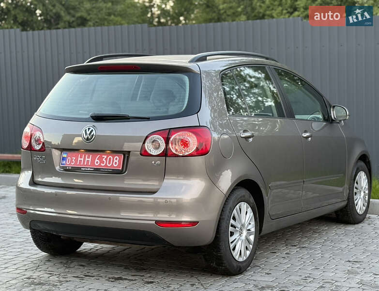 Хэтчбек Volkswagen Golf Plus 2010 в Львове
