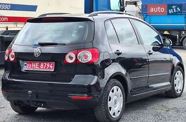 Хэтчбек Volkswagen Golf Plus 2010 в 