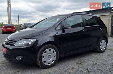 Хэтчбек Volkswagen Golf Plus 2010 в 