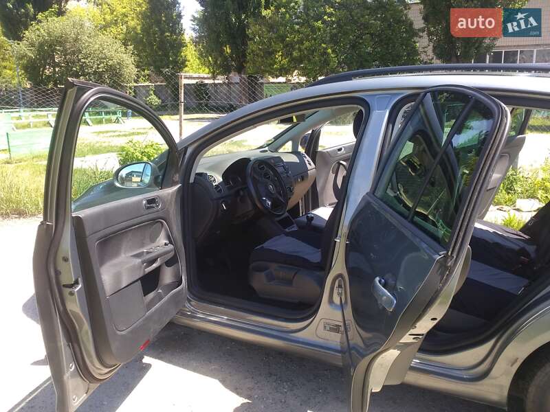 Хетчбек Volkswagen Golf Plus 2011 в Києві