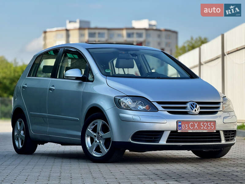 Хэтчбек Volkswagen Golf Plus 2006 в 