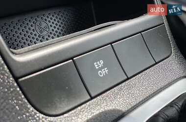 Хэтчбек Volkswagen Golf Plus 2009 в 