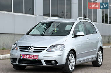 Хэтчбек Volkswagen Golf Plus 2009 в 