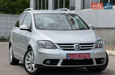 Хэтчбек Volkswagen Golf Plus 2009 в 