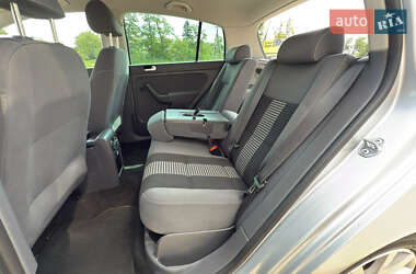 Хэтчбек Volkswagen Golf Plus 2009 в 