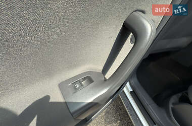 Хэтчбек Volkswagen Golf Plus 2009 в 
