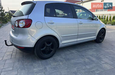 Хетчбек Volkswagen Golf Plus 2008 в 