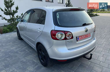 Хетчбек Volkswagen Golf Plus 2008 в 
