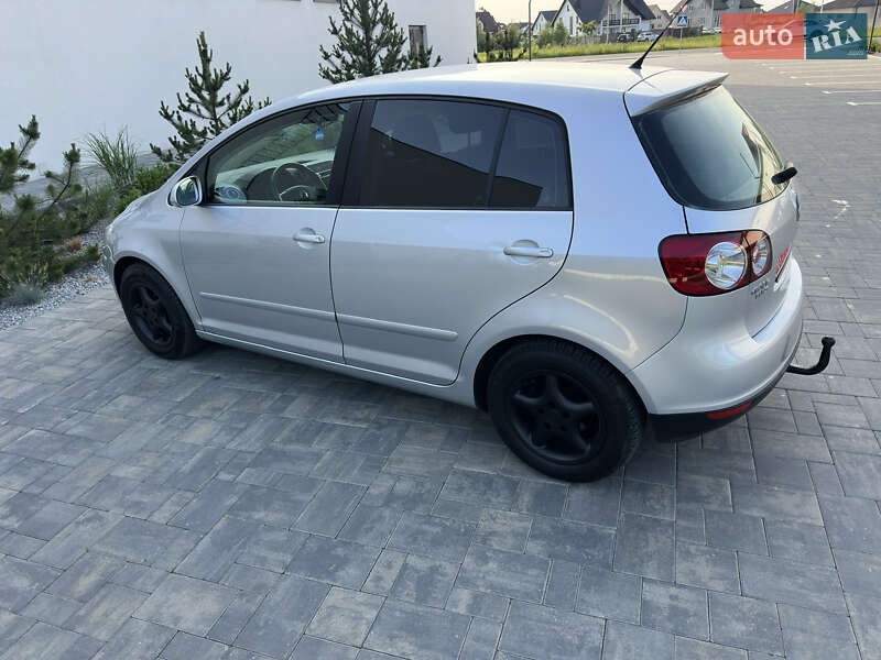 Хетчбек Volkswagen Golf Plus 2008 в Луцьку