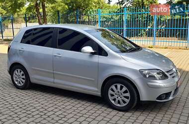 Хетчбек Volkswagen Golf Plus 2008 в Ужгороді