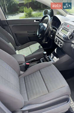 Хэтчбек Volkswagen Golf Plus 2006 в 