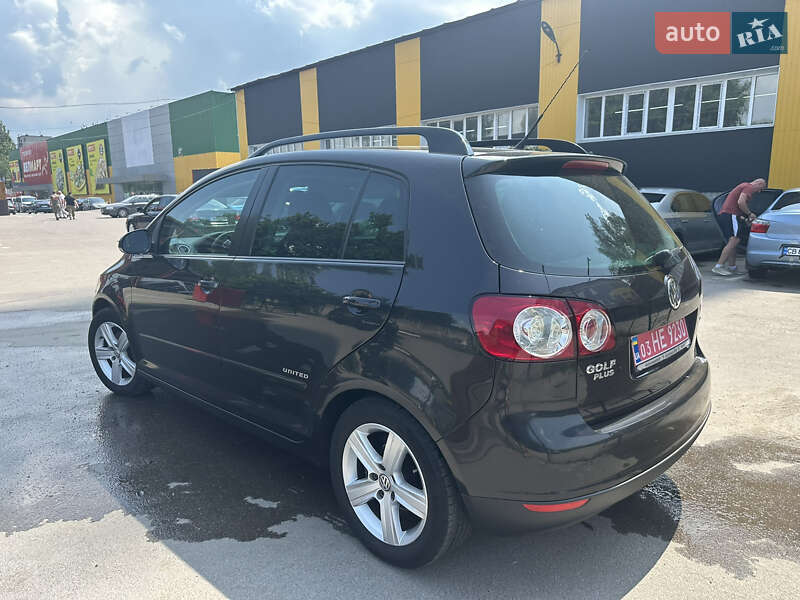 Хетчбек Volkswagen Golf Plus 2009 в Ніжині