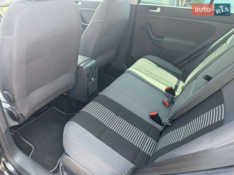 Хетчбек Volkswagen Golf Plus 2009 в Ніжині