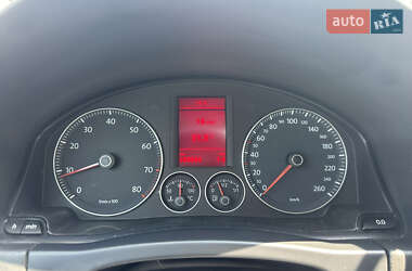 Хэтчбек Volkswagen Golf Plus 2009 в 