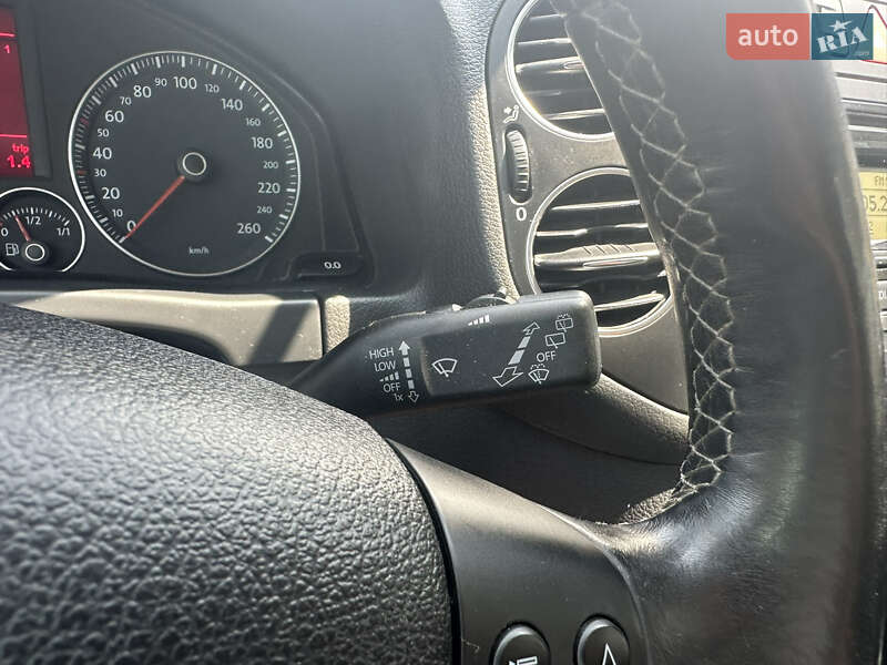 Хетчбек Volkswagen Golf Plus 2009 в Ніжині