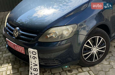 Хэтчбек Volkswagen Golf Plus 2005 в 