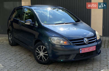 Хэтчбек Volkswagen Golf Plus 2005 в 