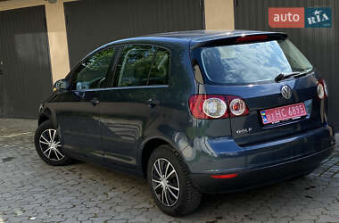 Хэтчбек Volkswagen Golf Plus 2005 в 