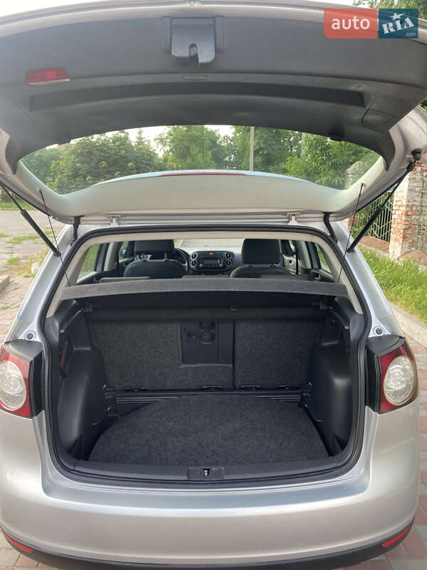 Хетчбек Volkswagen Golf Plus 2006 в Хоролі