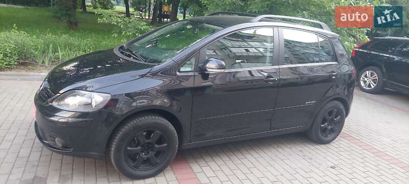 Хэтчбек Volkswagen Golf Plus 2009 в Луцке