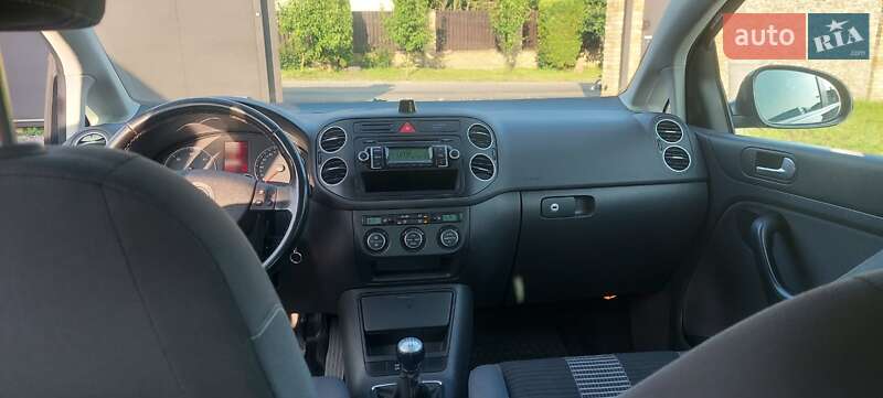 Хэтчбек Volkswagen Golf Plus 2009 в Луцке