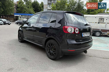 Хэтчбек Volkswagen Golf Plus 2008 в 