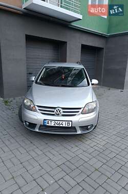 Хэтчбек Volkswagen Golf Plus 2008 в 