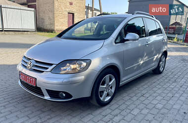 Хэтчбек Volkswagen Golf Plus 2008 в Киверцах