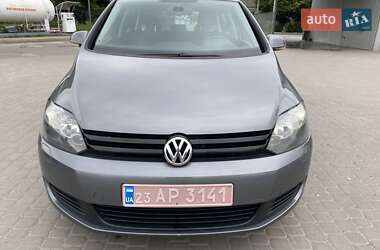 Хэтчбек Volkswagen Golf Plus 2011 в Староконстантинове