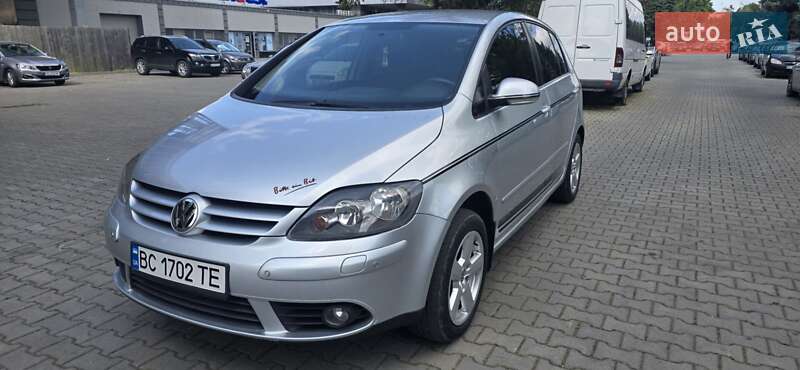 Хэтчбек Volkswagen Golf Plus 2006 в Черновцах
