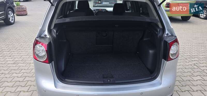 Хэтчбек Volkswagen Golf Plus 2006 в Черновцах