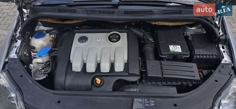 Хэтчбек Volkswagen Golf Plus 2006 в Черновцах