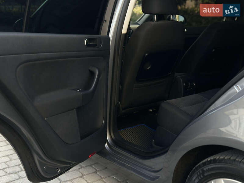 Хетчбек Volkswagen Golf Plus 2009 в Івано-Франківську