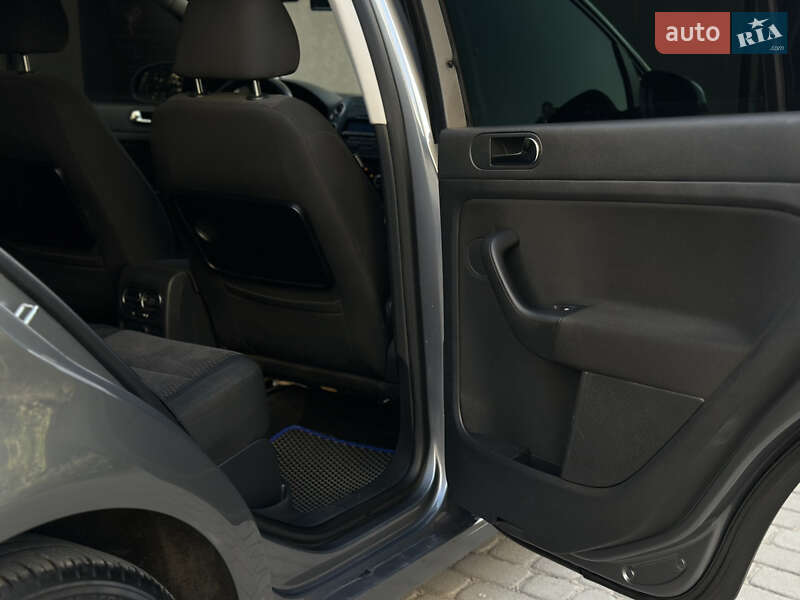 Хетчбек Volkswagen Golf Plus 2009 в Івано-Франківську