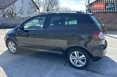 Хэтчбек Volkswagen Golf Plus 2012 в 