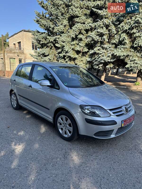 Хэтчбек Volkswagen Golf Plus 2007 в Вознесенске