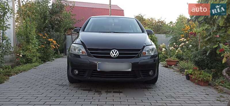 Хетчбек Volkswagen Golf Plus 2007 в 