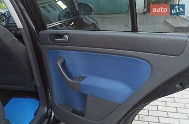Хетчбек Volkswagen Golf Plus 2007 в 
