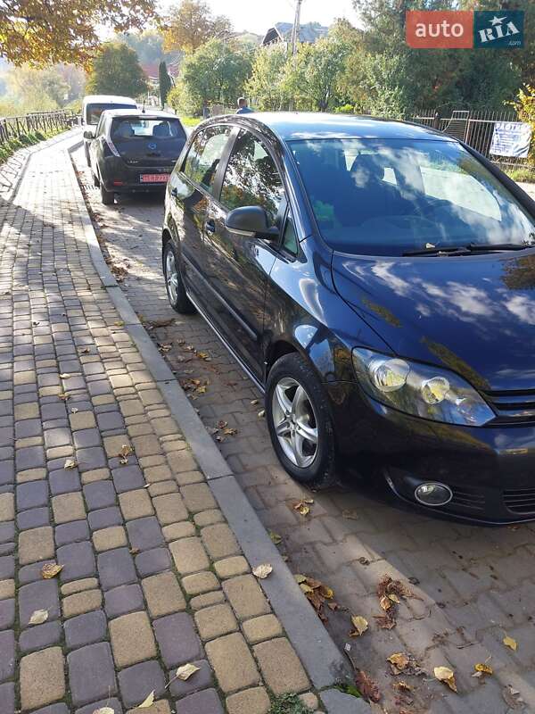 Хэтчбек Volkswagen Golf Plus 2011 в Косове фото 3 Хэтчбек Volkswagen Golf Plus 2011 в Косове