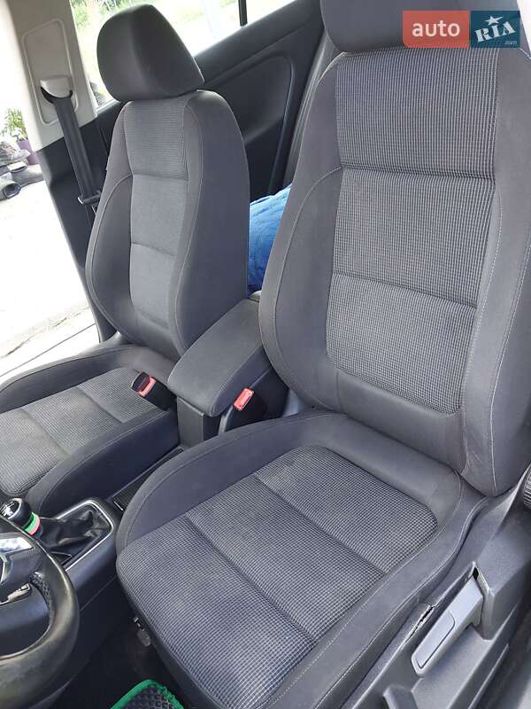 Хэтчбек Volkswagen Golf Plus 2011 в Косове фото 19 Хэтчбек Volkswagen Golf Plus 2011 в Косове