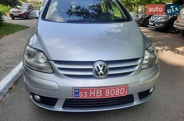 Хэтчбек Volkswagen Golf Plus 2008 в 