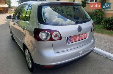 Хэтчбек Volkswagen Golf Plus 2008 в 
