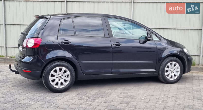 Хэтчбек Volkswagen Golf Plus 2005 в Львове
