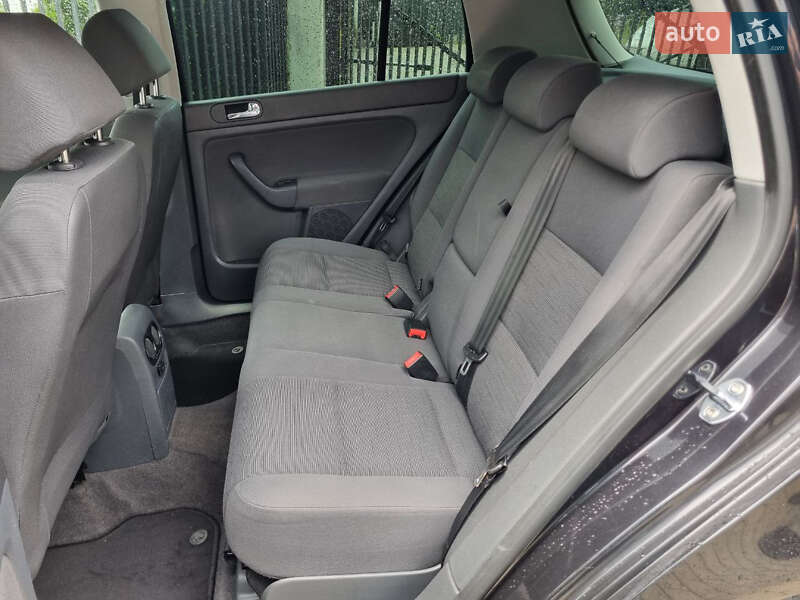 Хэтчбек Volkswagen Golf Plus 2005 в Львове